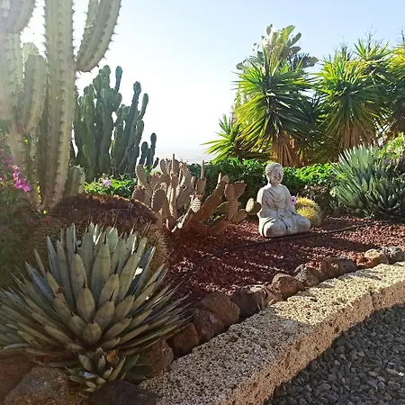 Casa Tamara 1 - Quiet Flat With Pool Great View Of The Mountains And The Sea