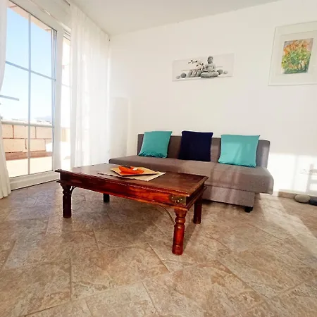 شقة Casa Tamara 1 - Quiet Flat With Pool Great View Of The Mountains And The Sea *